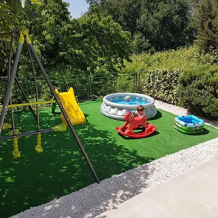 Anthonys House Kumborherceg Novi