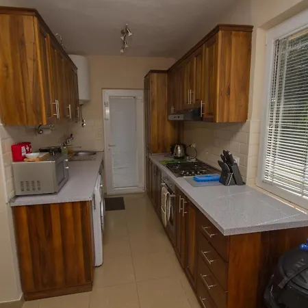 Anthonys House Kumborherceg Novi 別荘 ポドゴリツァ