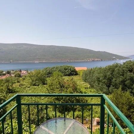 別荘 Anthonys House Kumborherceg Novi