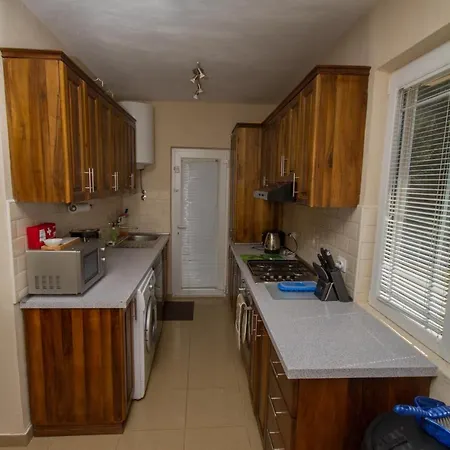Anthonys House Kumborherceg Novi Ποντγορίτσα